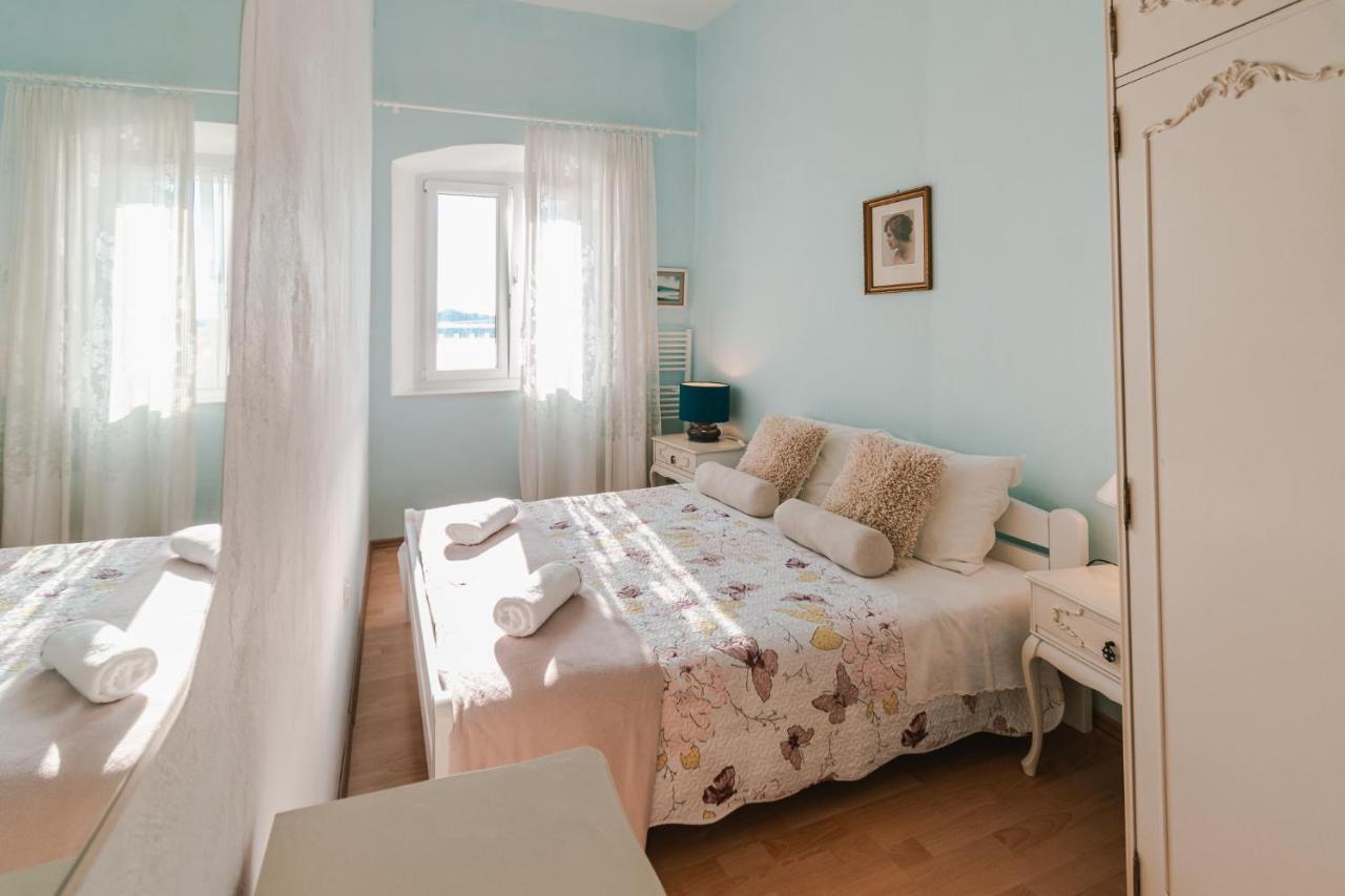 Arya Apartment Šibenik Exteriör bild