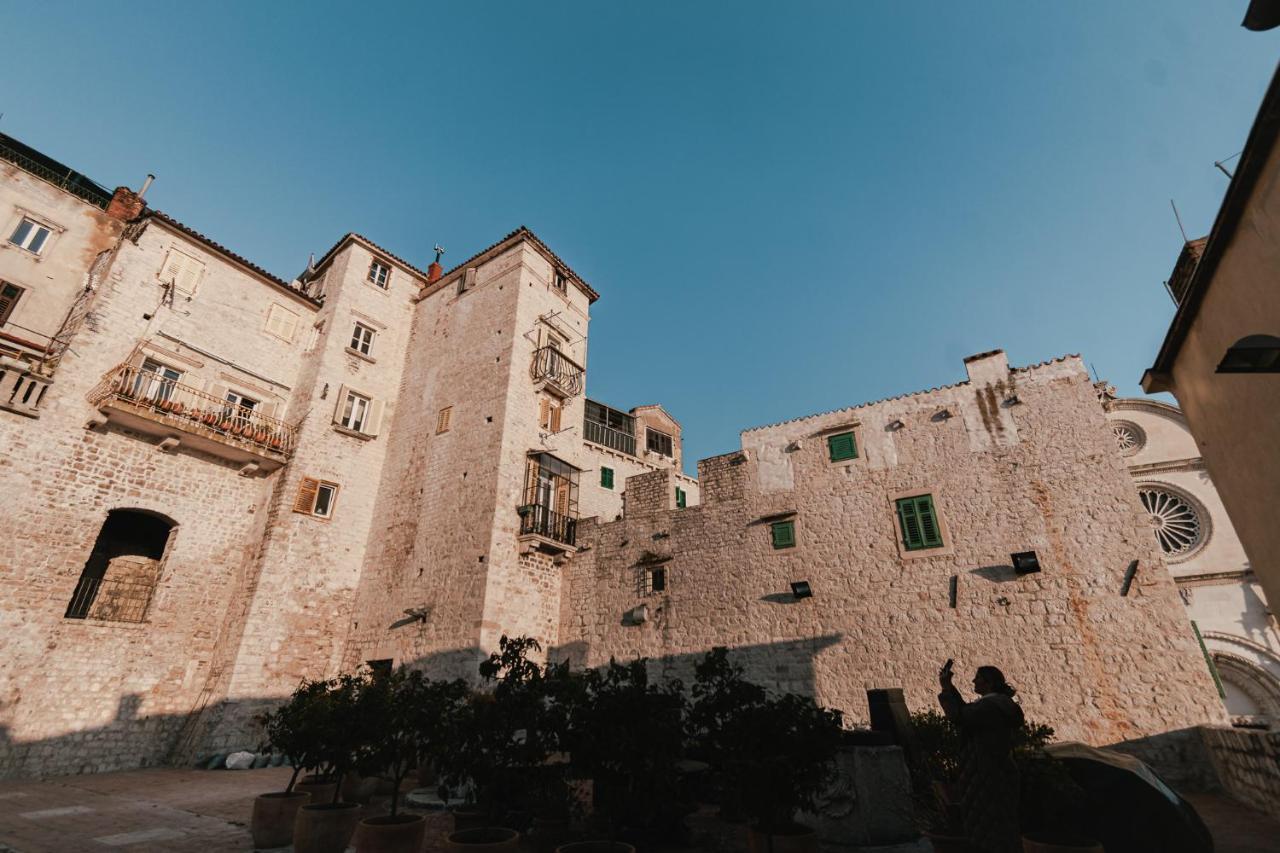 Arya Apartment Šibenik Exteriör bild